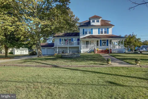 110 RIVER DRIVE