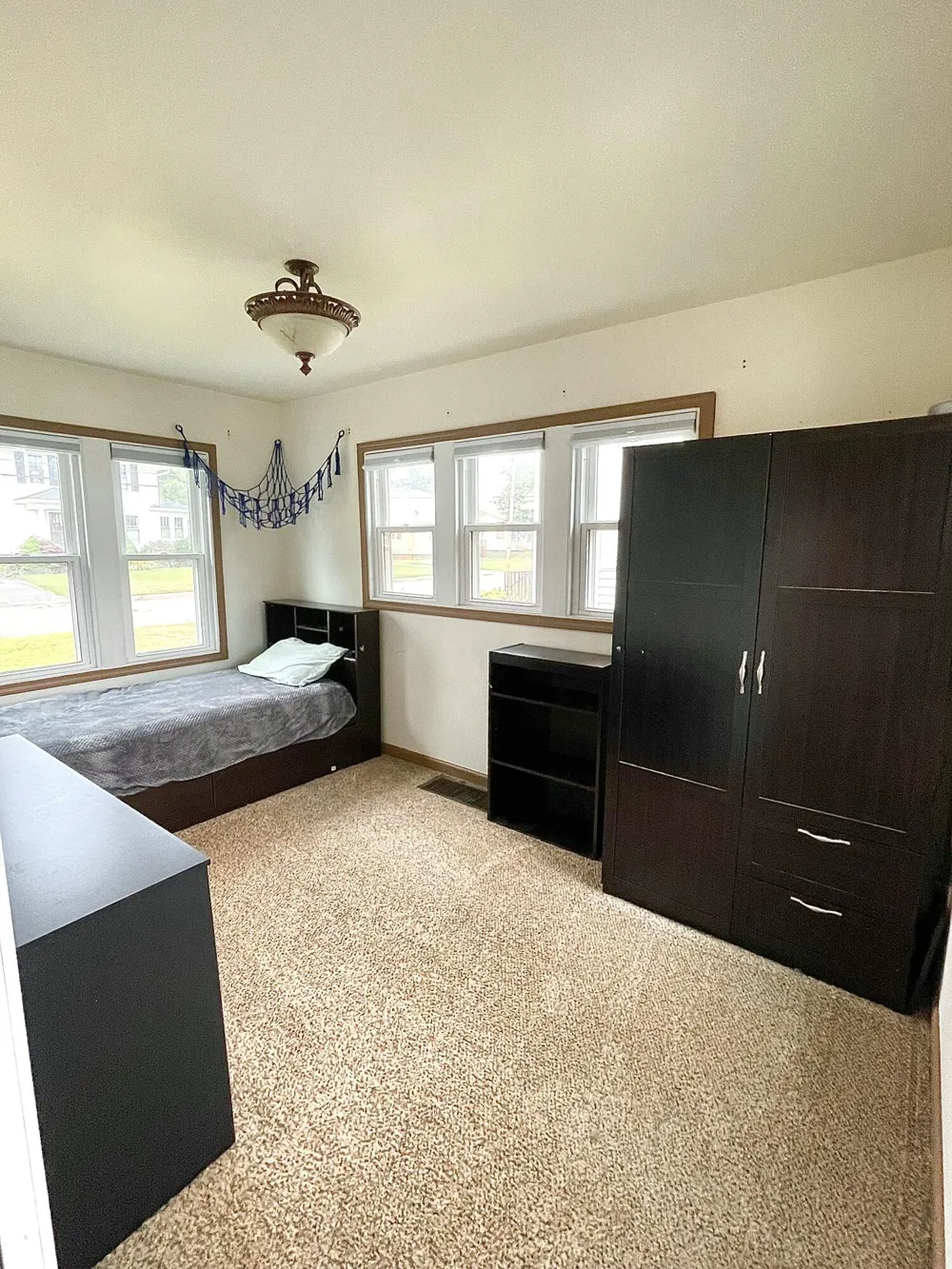 537 Fairfield Avenue Battle Creek City, MI 49015