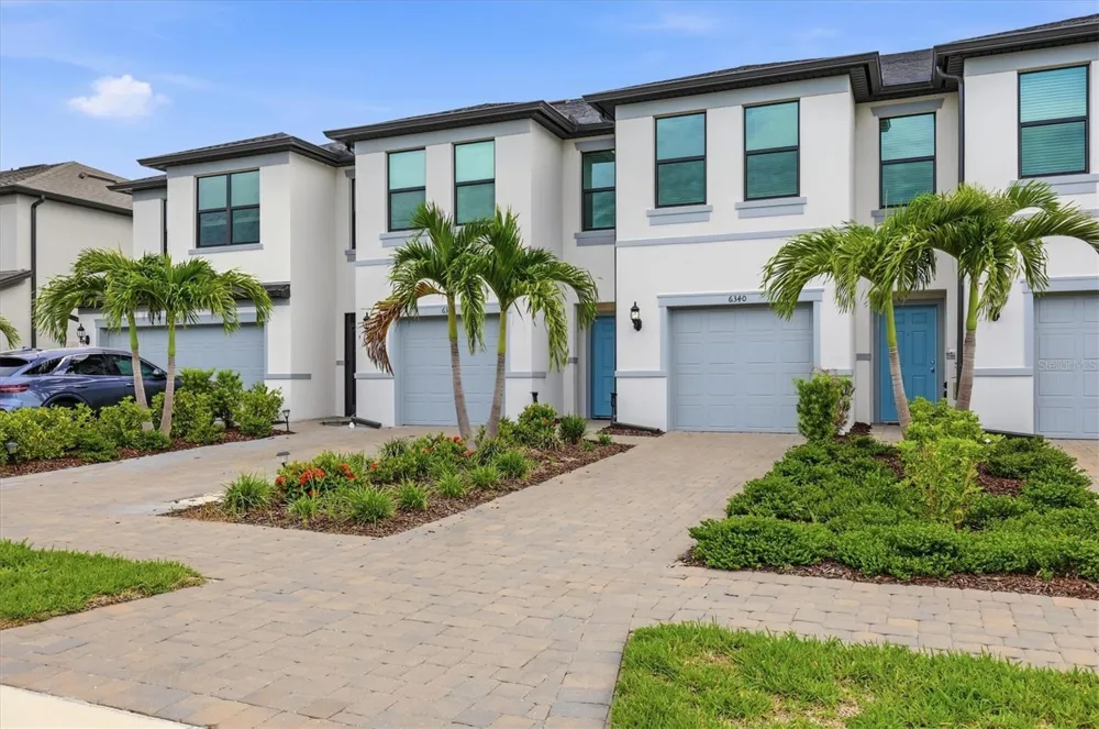 6340 SILVERSTAR DRIVE Sarasota, FL 34240
