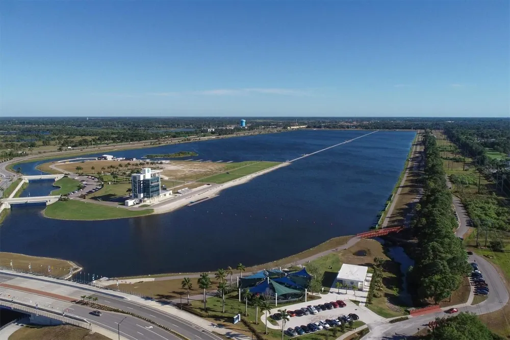 6340 SILVERSTAR DRIVE Sarasota, FL 34240