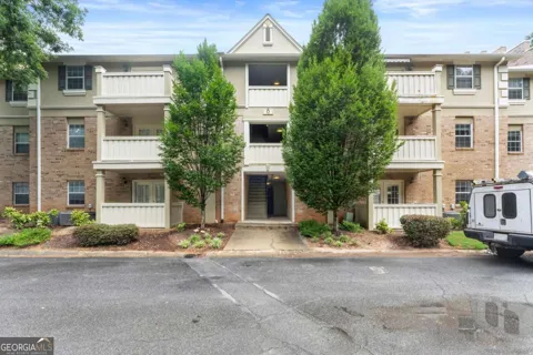 6900 Roswell RD