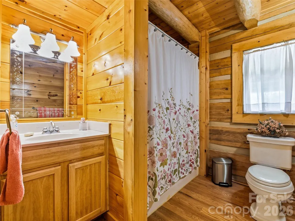 226 High Top Mountain Road Leicester, NC 28748