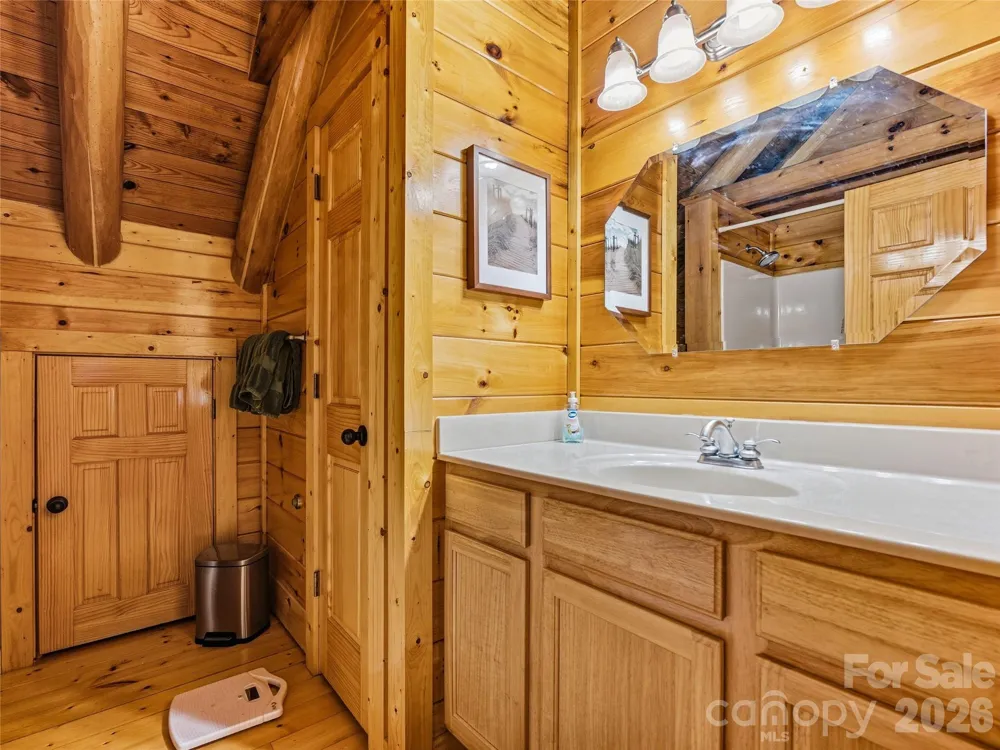 226 High Top Mountain Road Leicester, NC 28748