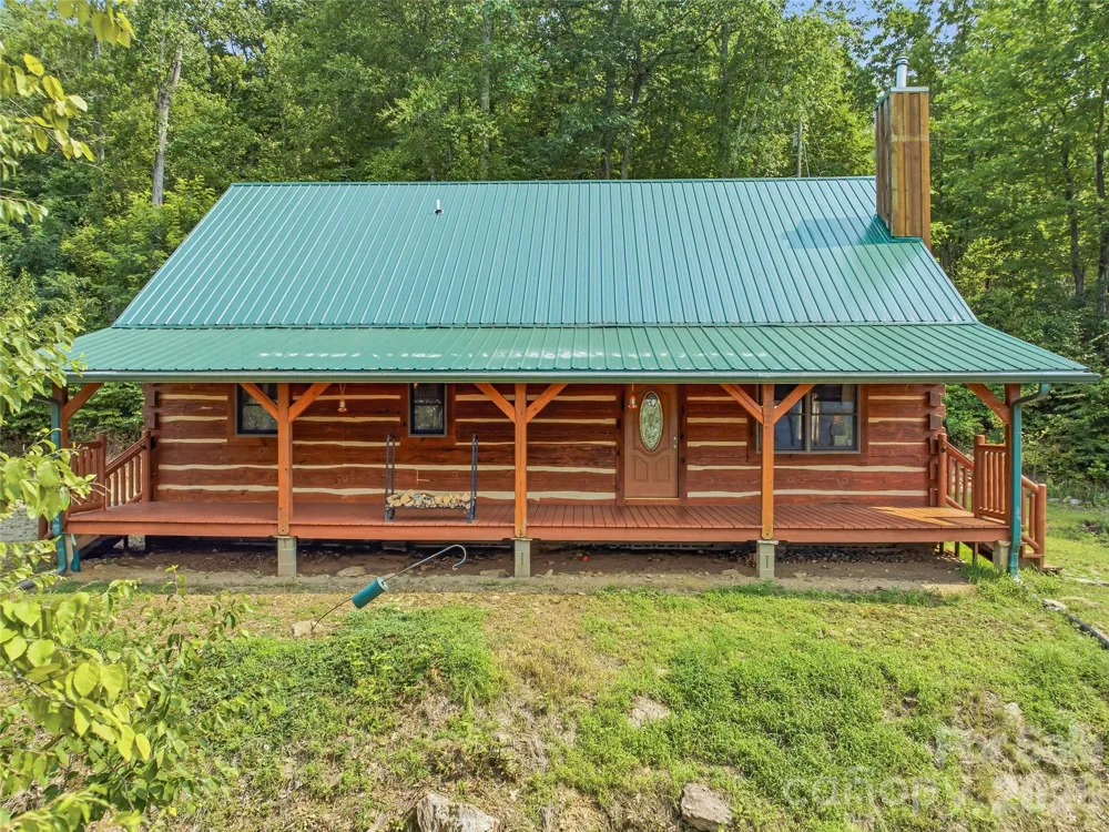 226 High Top Mountain Road Leicester, NC 28748