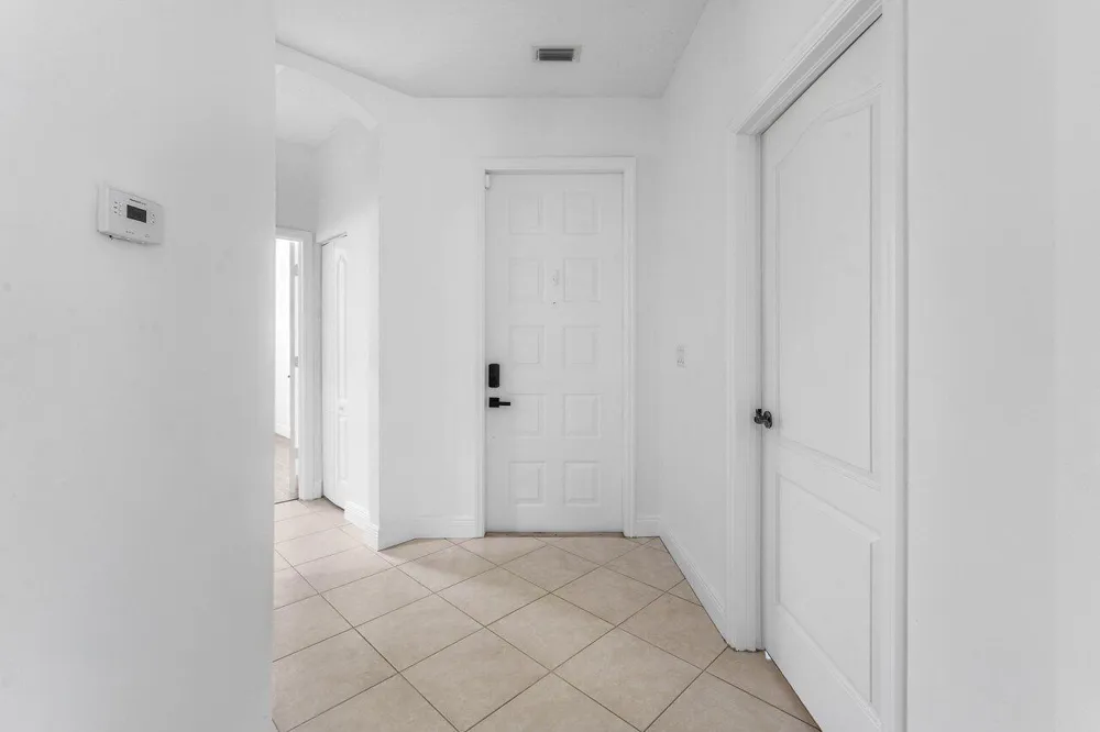 196 Seminole Lakes Drive Royal Palm Beach, FL 33411