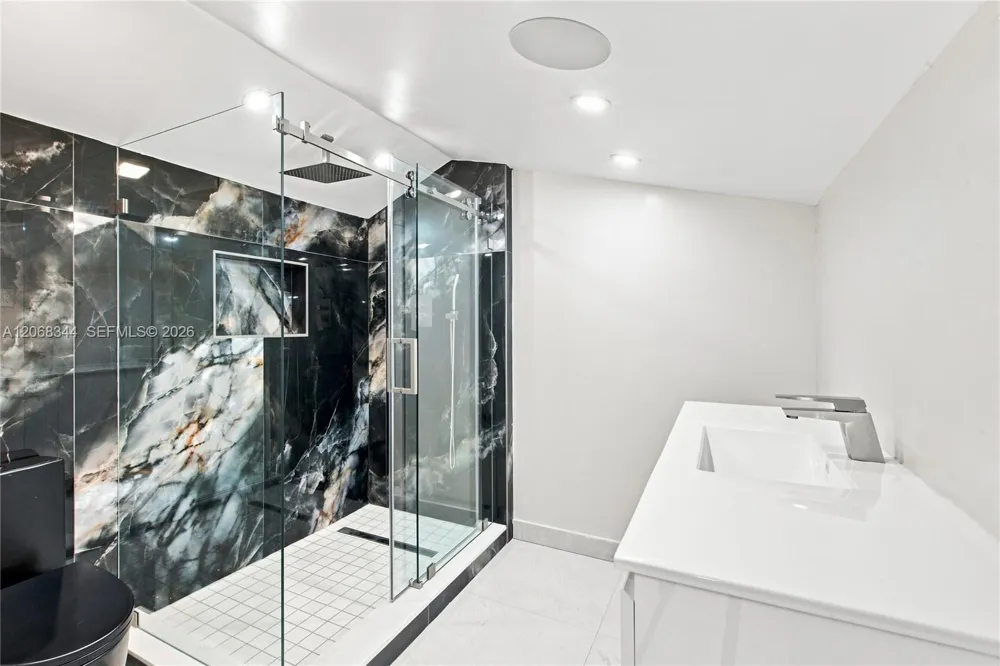 20302 NE 34th Ct #41 Aventura, FL 33180