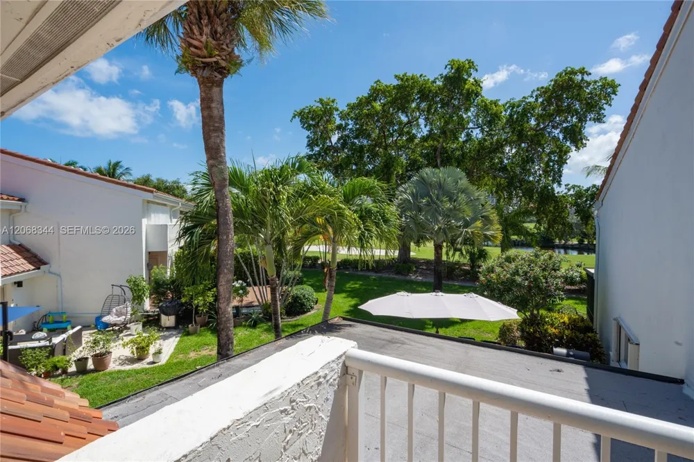 20302 NE 34th Ct #41 Aventura, FL 33180