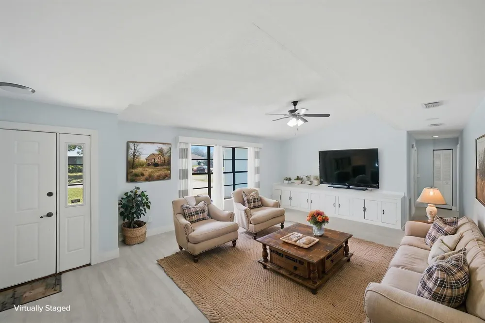 662 SE Essex Drive Port St. Lucie, FL 34984