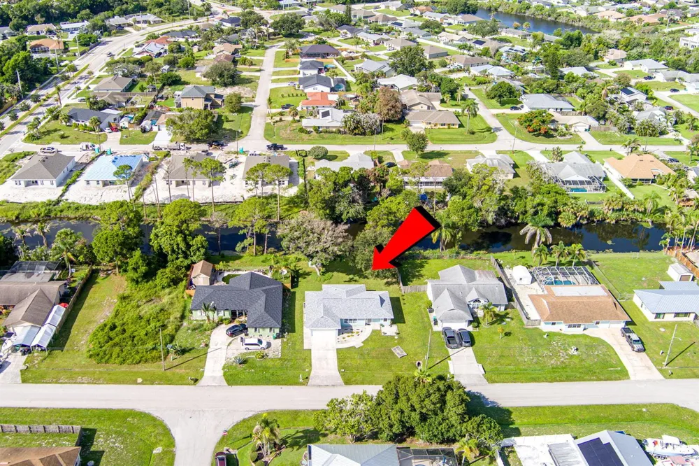 662 SE Essex Drive Port St. Lucie, FL 34984