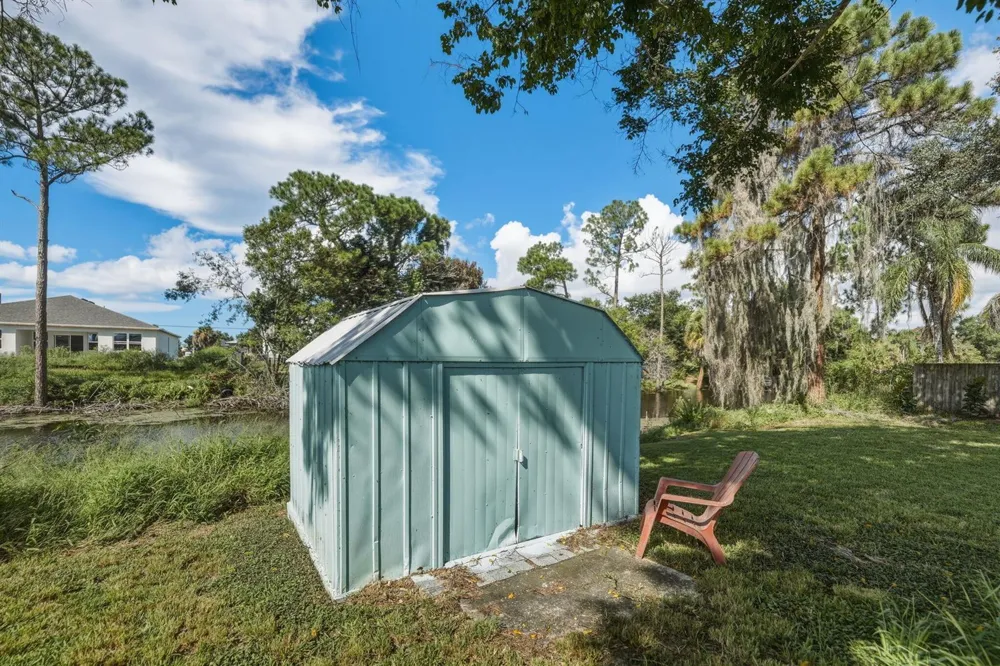 662 SE Essex Drive Port St. Lucie, FL 34984
