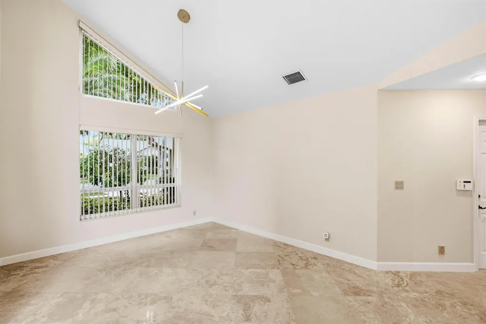 4720 NW 28th Avenue Boca Raton, FL 33434