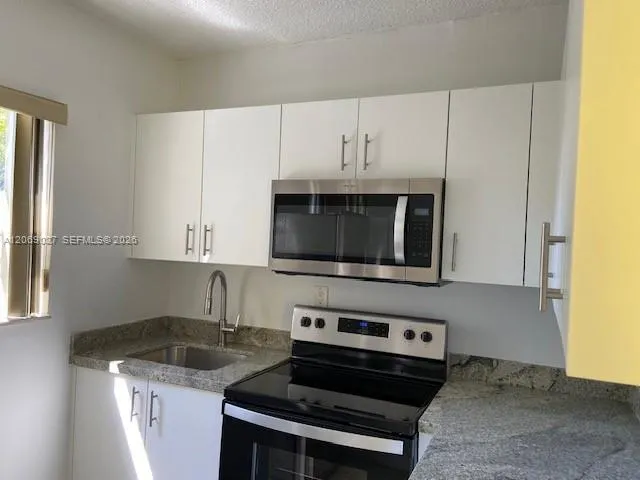 828 SW 20th Ave #2 Miami, FL 33135