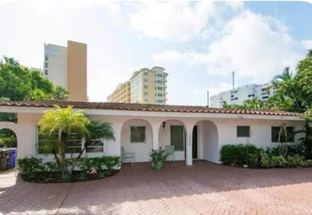 1800 E TERRA MAR DRIVE Lauderdale By The Sea, FL 33062