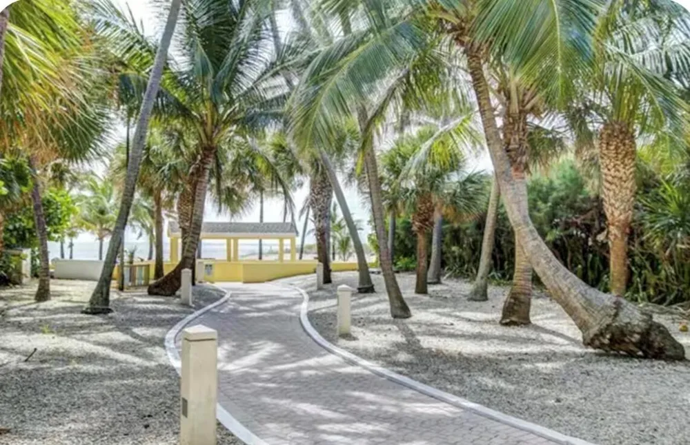 1800 E TERRA MAR DRIVE Lauderdale By The Sea, FL 33062
