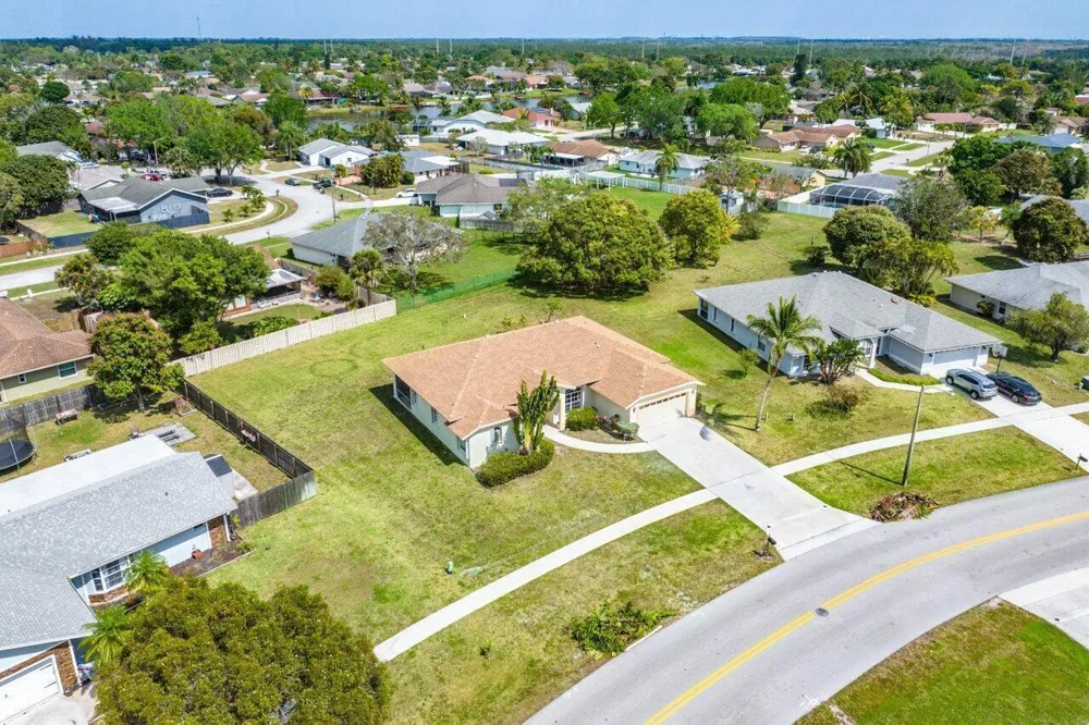 273 Ponce De Leon Street Royal Palm Beach, FL 33411