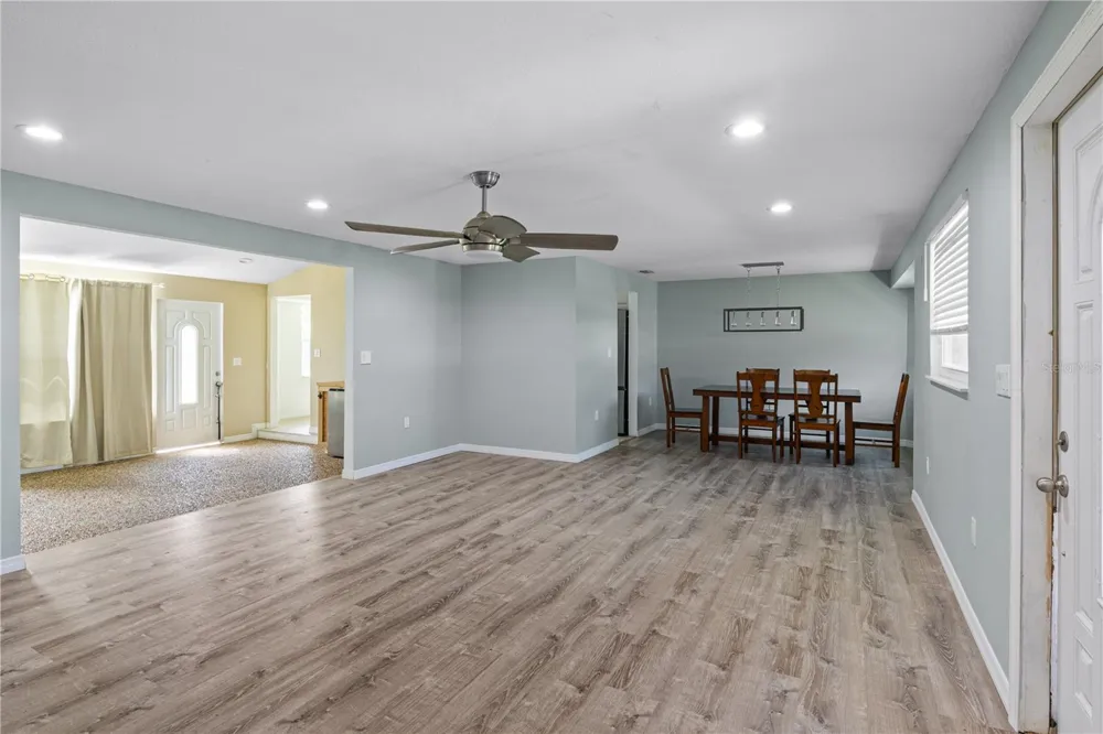 3831 118TH STREET W Bradenton, FL 34210
