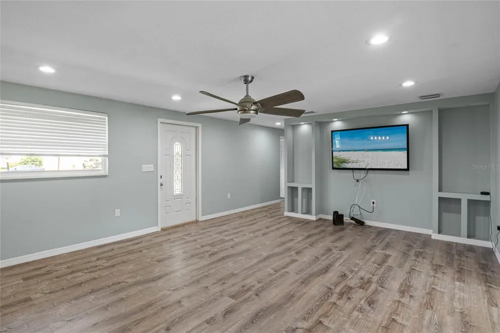 3831 118TH STREET W Bradenton, FL 34210