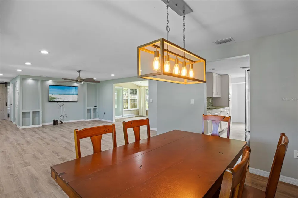 3831 118TH STREET W Bradenton, FL 34210