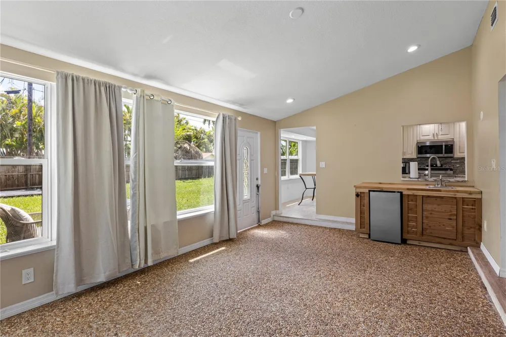 3831 118TH STREET W Bradenton, FL 34210