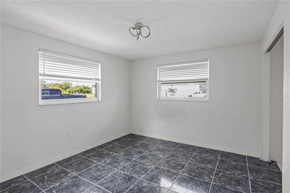 3831 118TH STREET W Bradenton, FL 34210