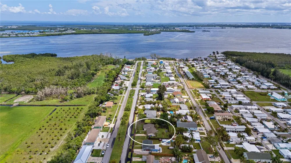 3831 118TH STREET W Bradenton, FL 34210