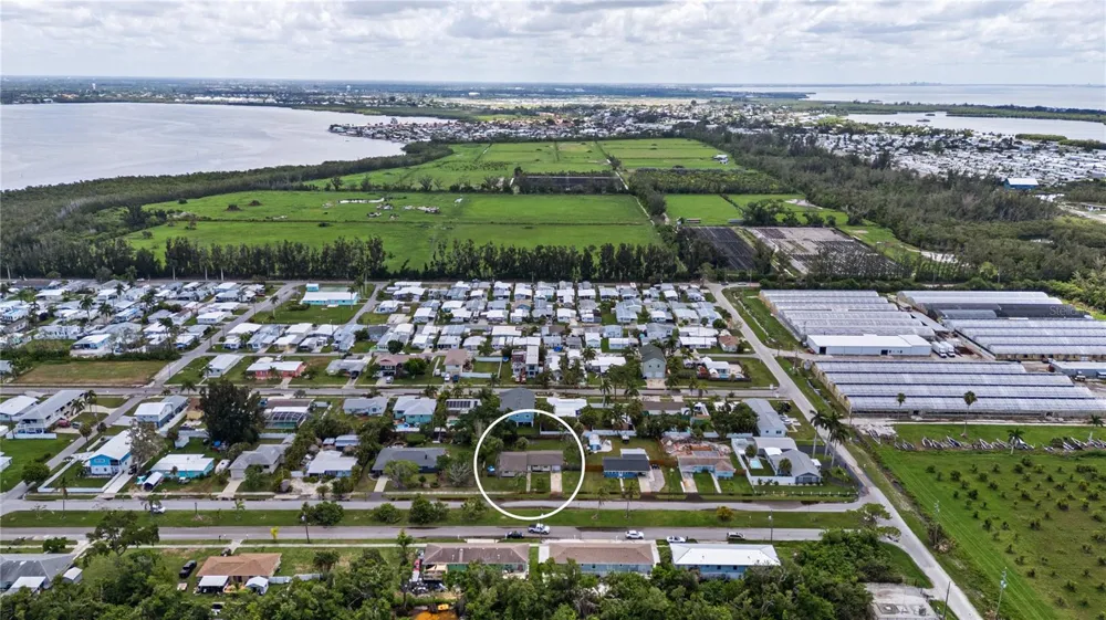 3831 118TH STREET W Bradenton, FL 34210