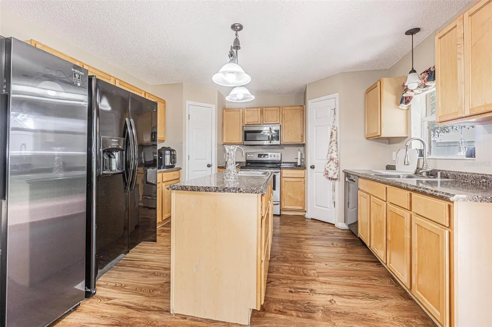 2706 MINGO DR Land O Lakes, FL 34638