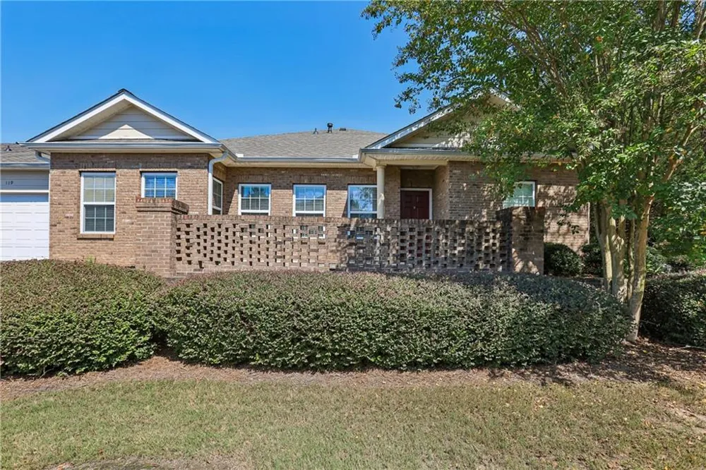 119 Villa Park Circle Stone Mountain, GA 30087