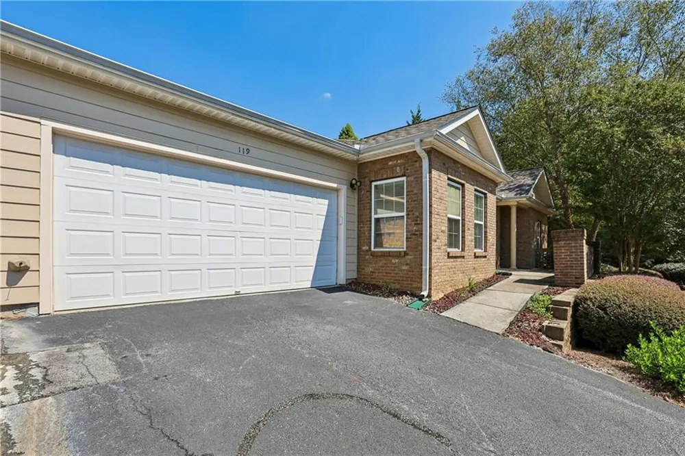 119 Villa Park Circle Stone Mountain, GA 30087