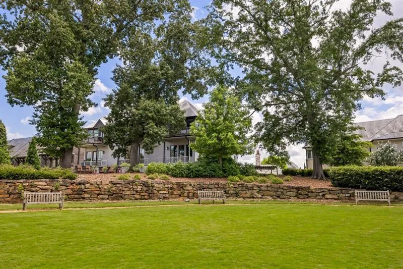 100 Glasgow Lane Fayetteville, GA 30214