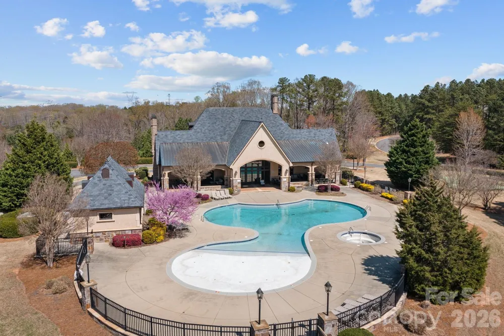 1036 Glade Spring Court Belmont, NC 28012