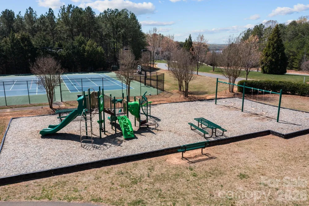 1036 Glade Spring Court Belmont, NC 28012