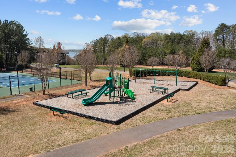 1036 Glade Spring Court Belmont, NC 28012
