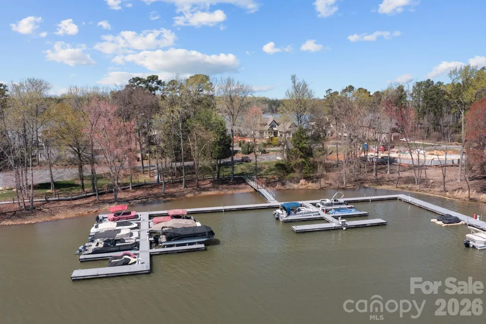 1036 Glade Spring Court Belmont, NC 28012
