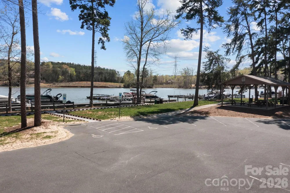 1036 Glade Spring Court Belmont, NC 28012