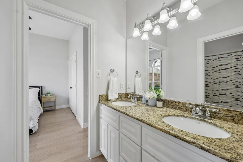 15144 Delaney Lane Talty, TX 75126
