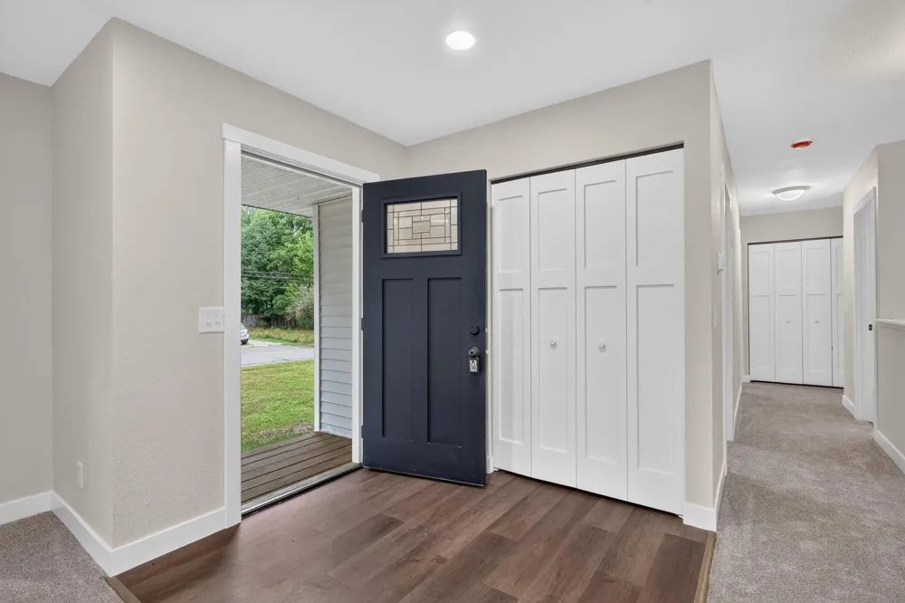 3427 Wood Street Kalamazoo, MI 49008