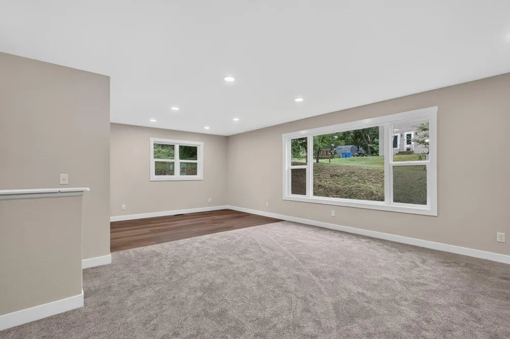 3427 Wood Street Kalamazoo, MI 49008