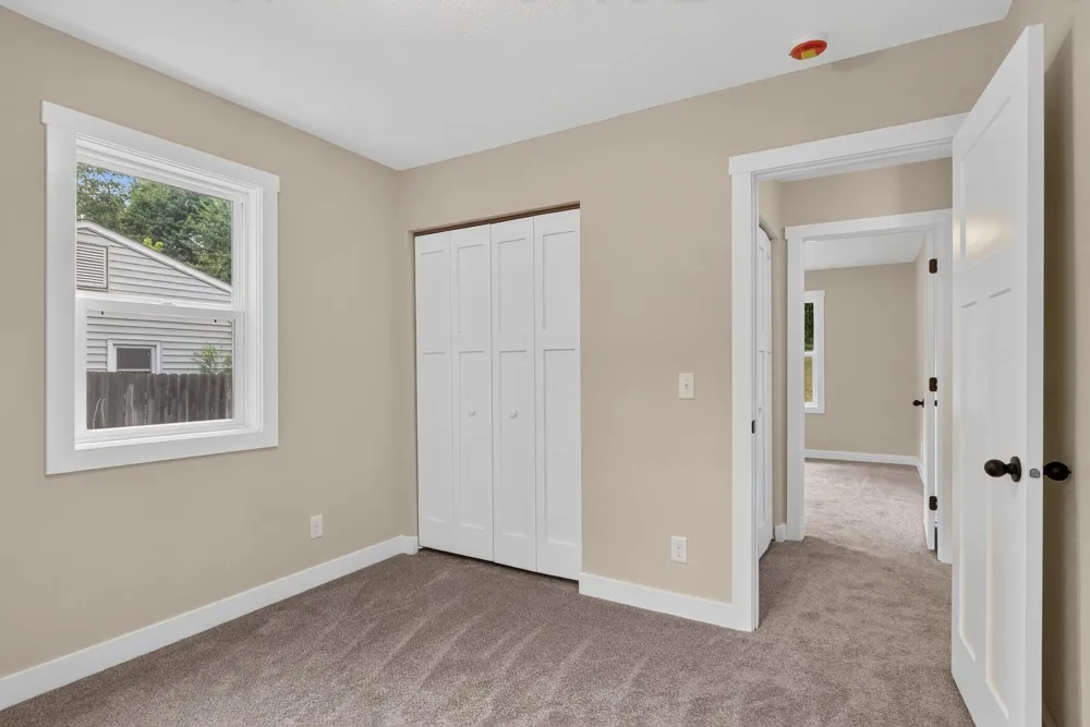 3427 Wood Street Kalamazoo, MI 49008