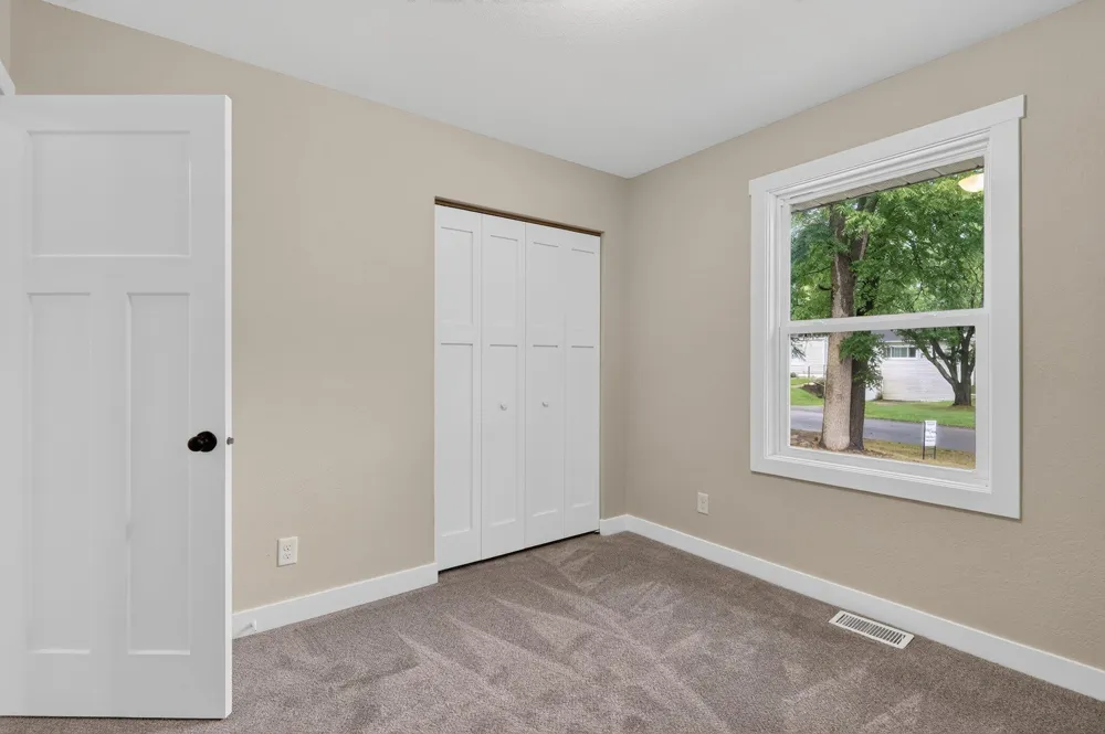 3427 Wood Street Kalamazoo, MI 49008