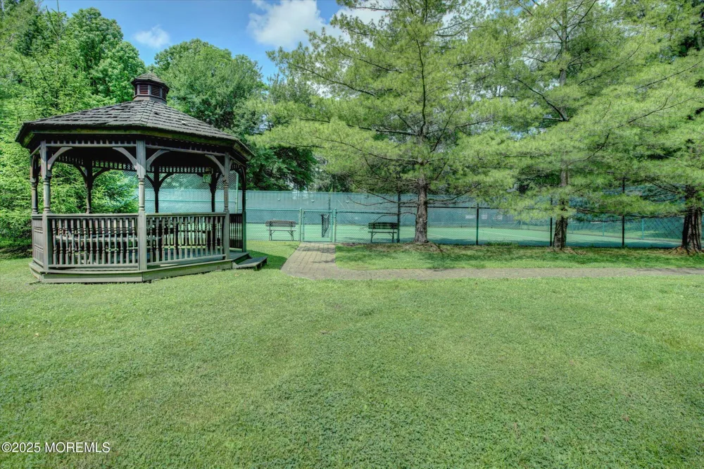 7 Mccampbell Road Holmdel, NJ 07733
