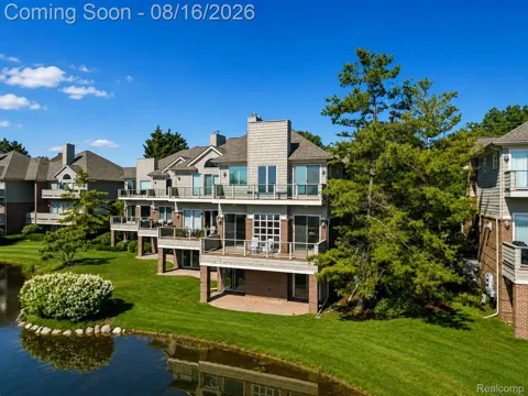 3782 PINE LAKE KNOLL DRIVE