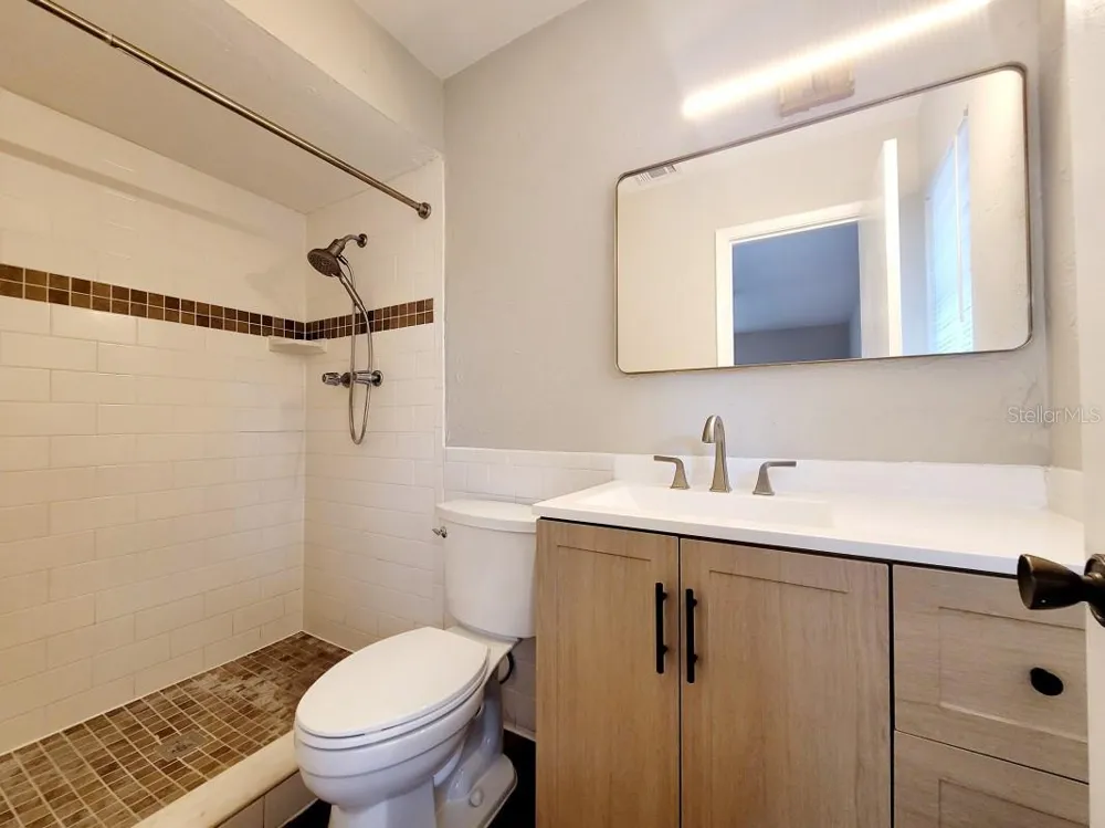 3116 W UNIVERSITY AVENUE Gainesville, FL 32607
