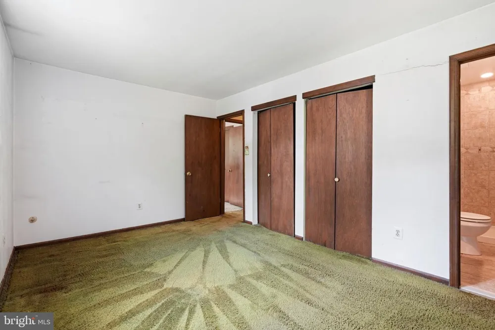 8 TONKAWA TRAIL Shamong, NJ 08088