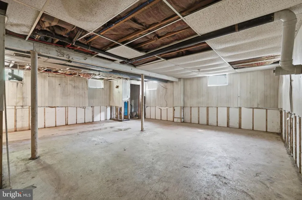 8 TONKAWA TRAIL Shamong, NJ 08088