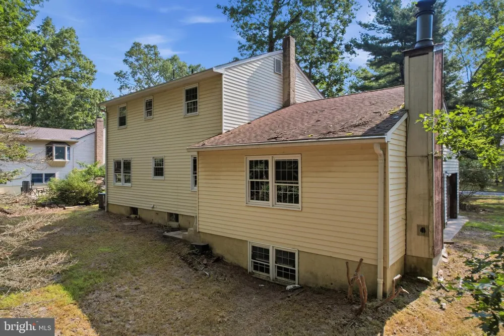 8 TONKAWA TRAIL Shamong, NJ 08088