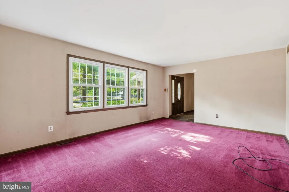 8 TONKAWA TRAIL Shamong, NJ 08088