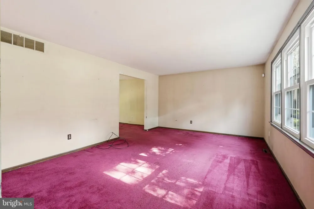8 TONKAWA TRAIL Shamong, NJ 08088