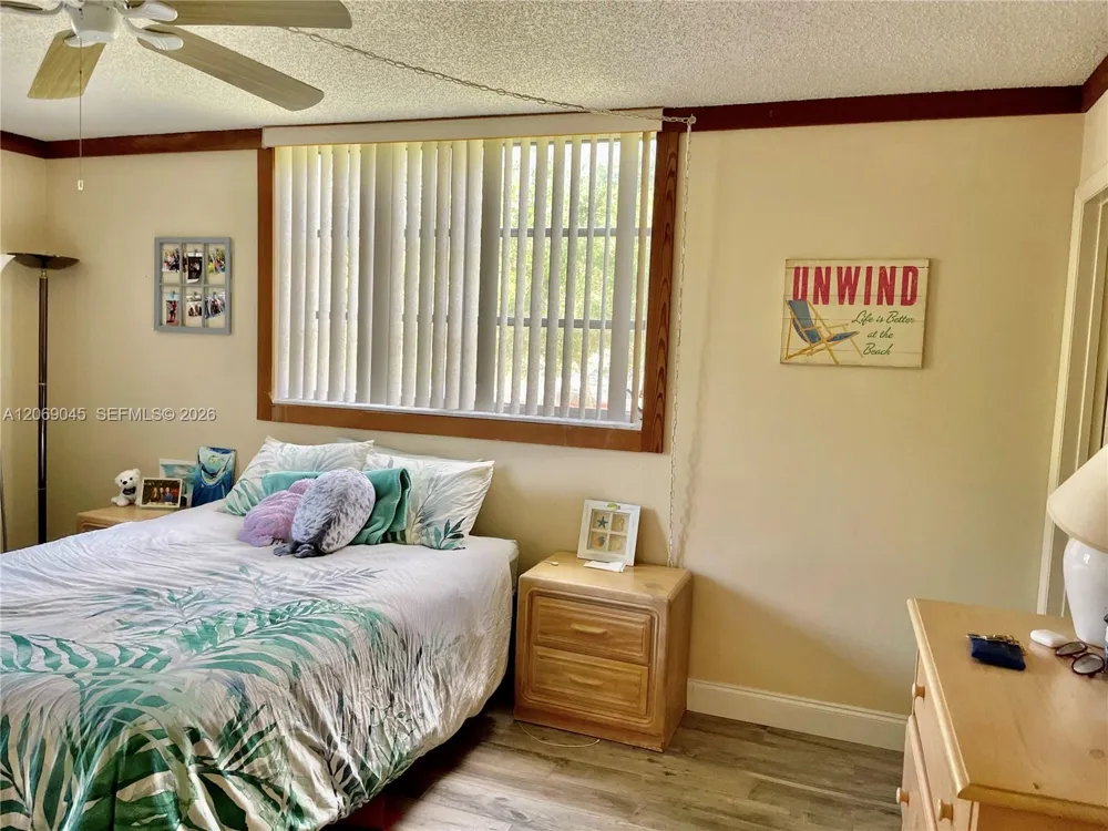 3150 W Rolling Hills Cir #201 Davie, FL 33328