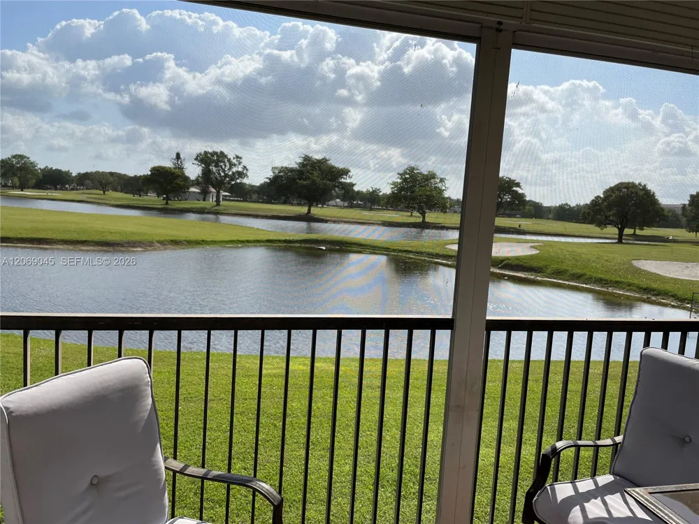 3150 W Rolling Hills Cir #201 Davie, FL 33328